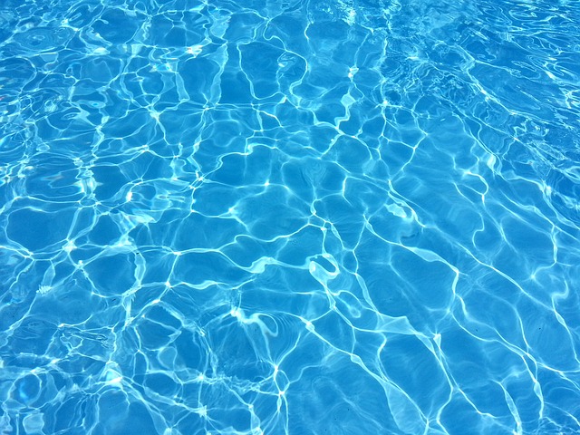 voda v bazénu